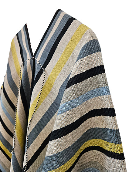 Colomé lamb Poncho - Vakiano