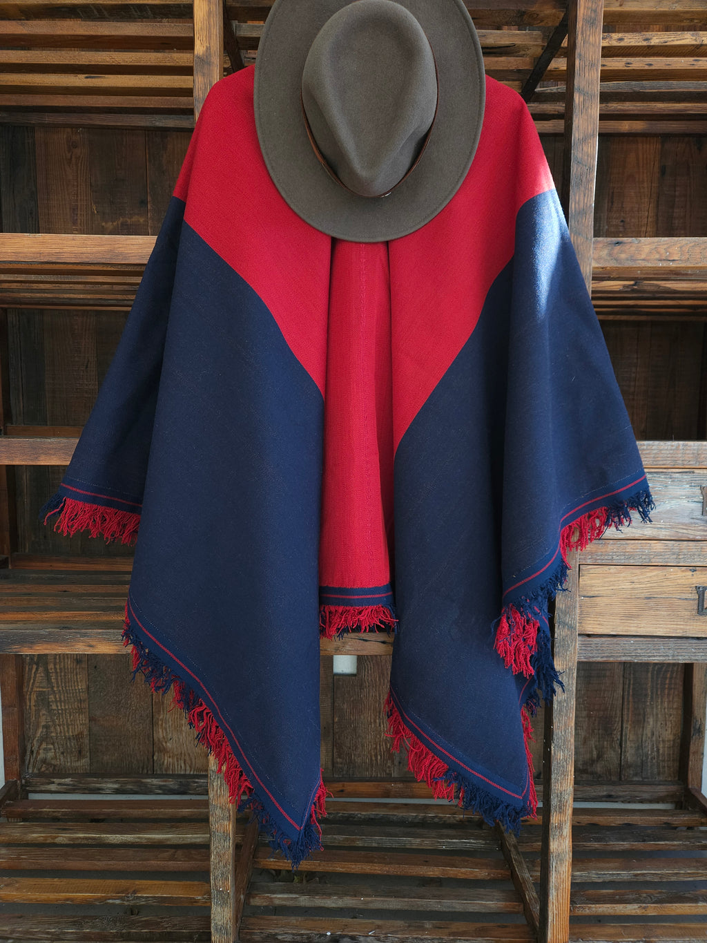 Poncho de cordero huasi