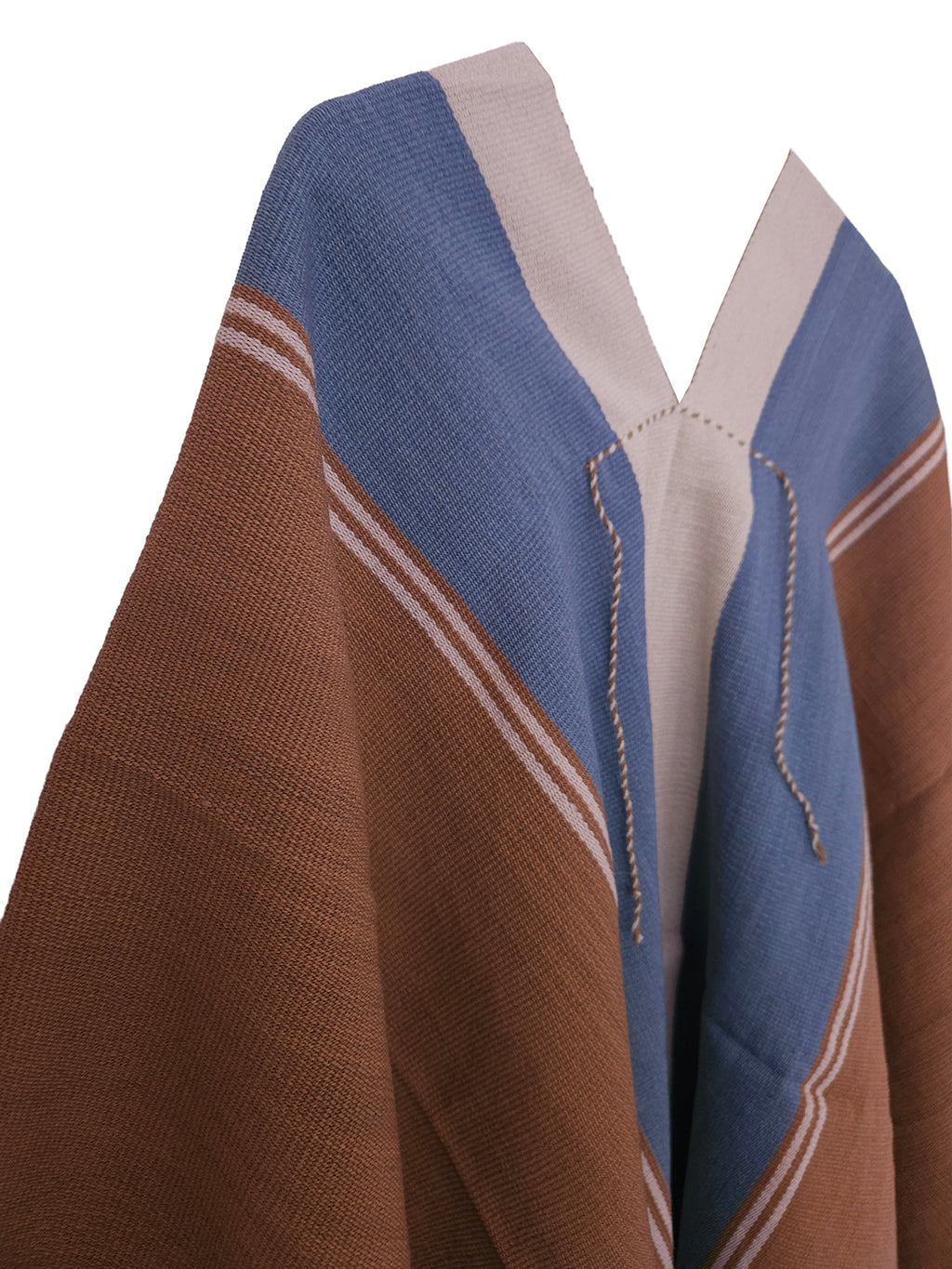 Talapampa lamb Poncho - Vakiano