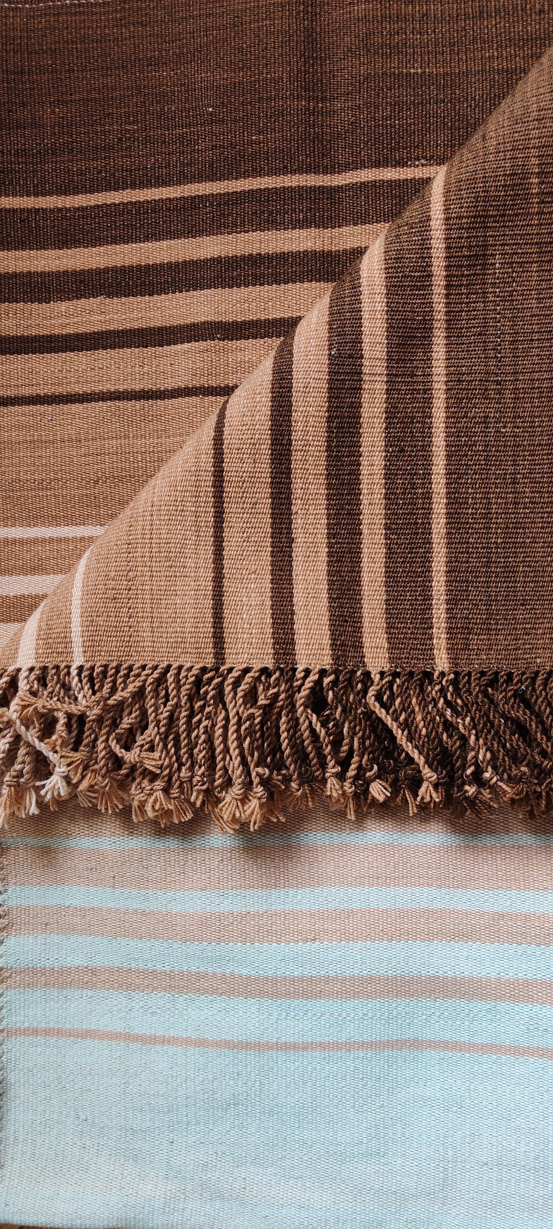 Angostura Handwoven Argentine Wool Poncho | Vakiano