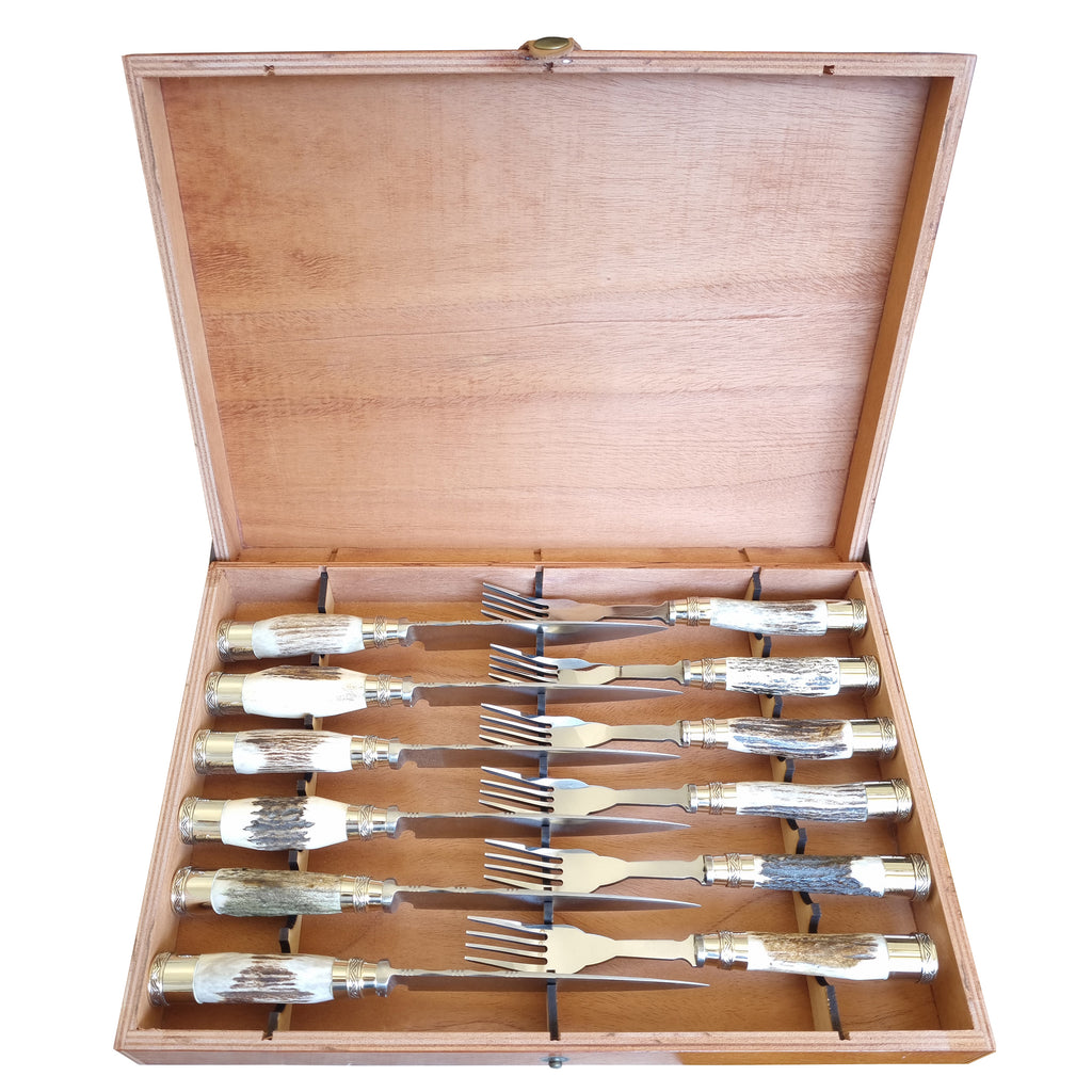 Deer Antler cutlery set with knives and forks in wooden case