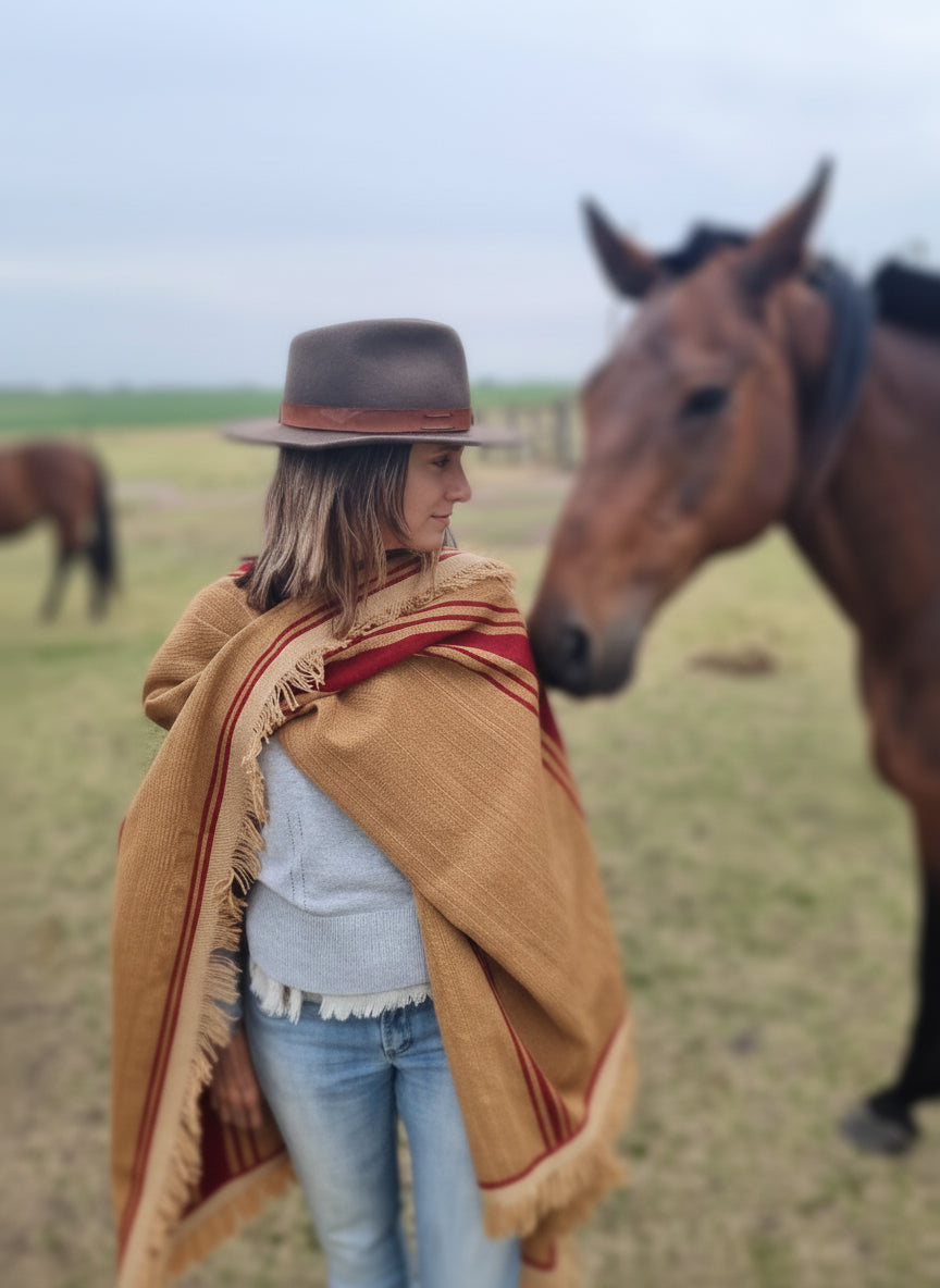 Purmamarca Lamb Poncho - Vakiano